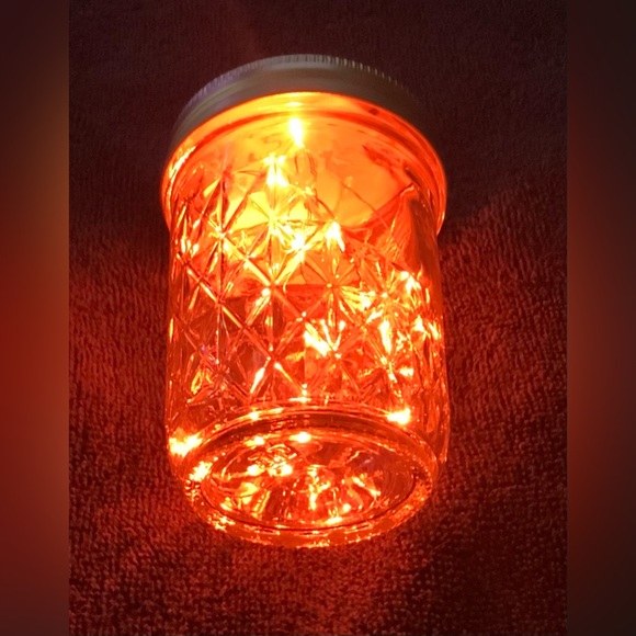 ORANGE 1/2 PINT MASON JAR w/ LED FAIRY-LIGHTS/HANDMADE - Picture 5 of 8